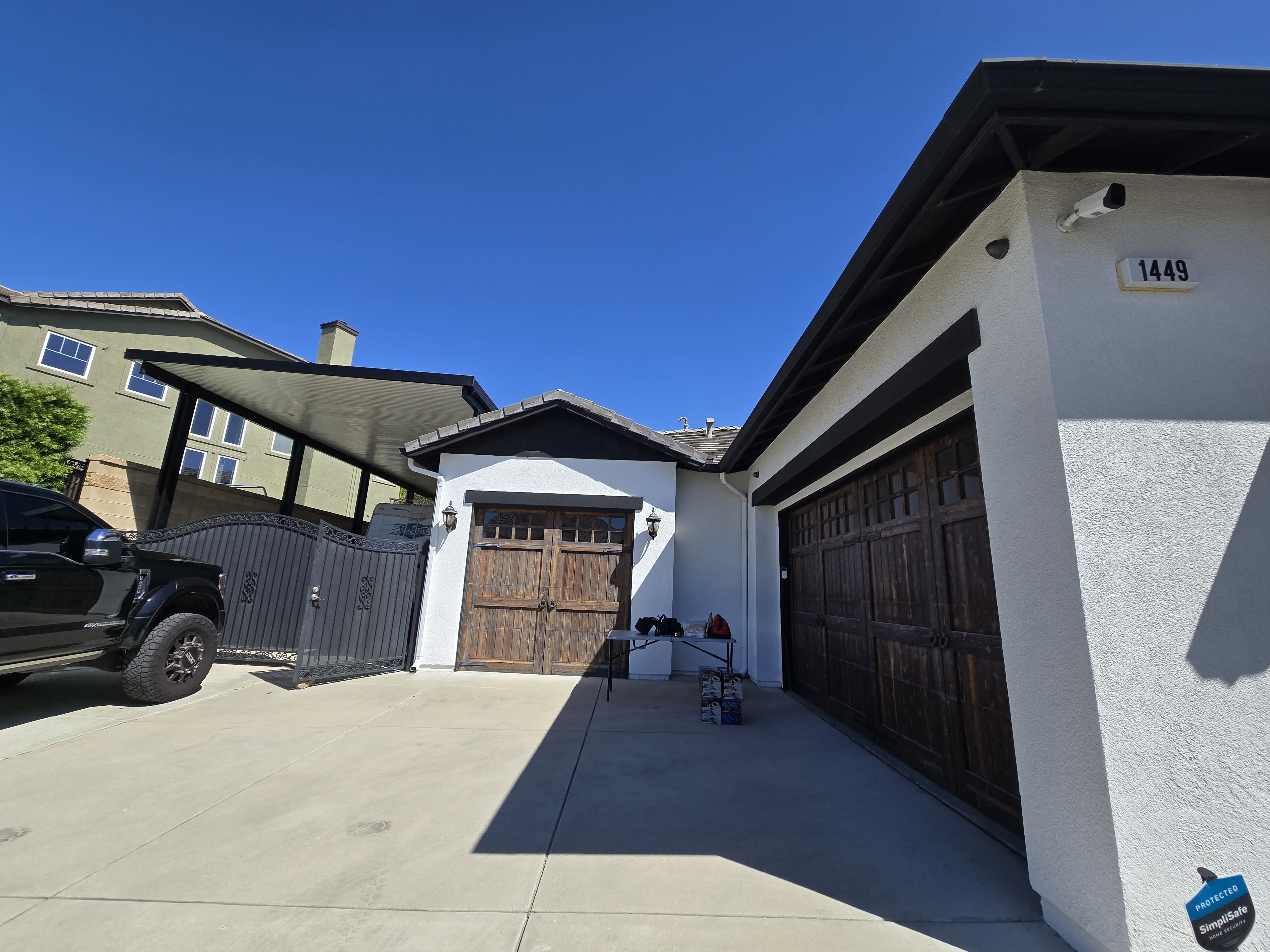 Corona CA home eaves before permanent LED lighting install